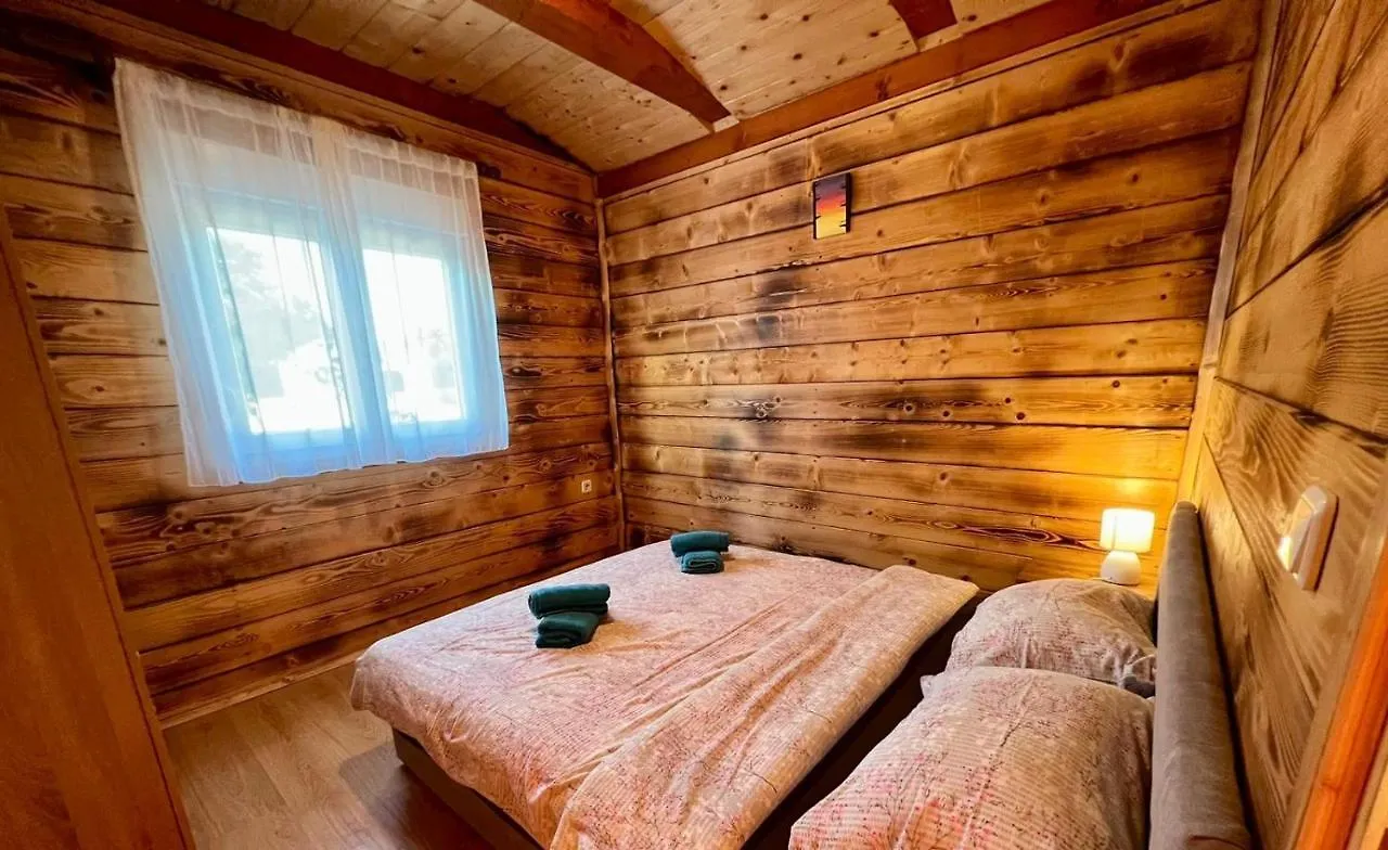 Holiday Home Luca 보드냔